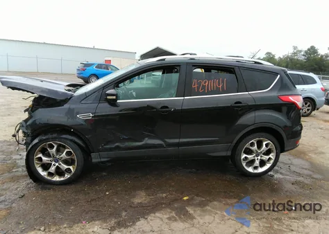 2013 Ford Escape Titanium from USA, damaged, VIN 1FMCU9J98DUD69427